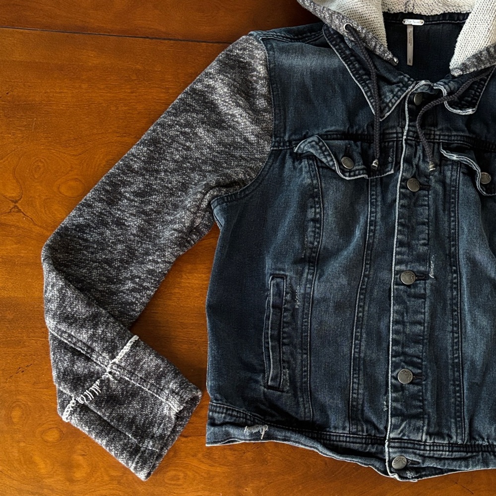 Free People Denim Jacket with Black and Gray Accents & Removable Hood. L - Picture 5 of 16